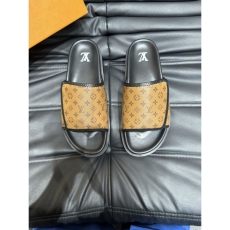 Louis Vuitton Slippers